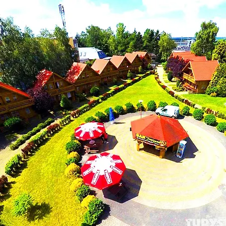 Promenada Jastrzebia Gora Centrum 샬레 *